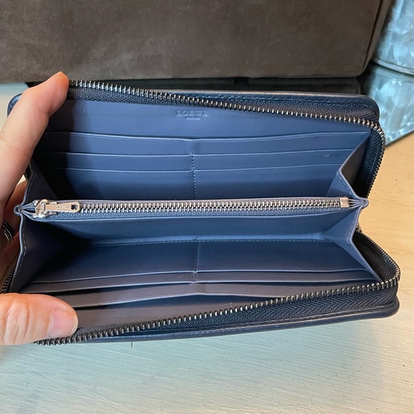 Loewe blue and white polka dot zip around wallet *WITH BOX* - Picture 7 of 15